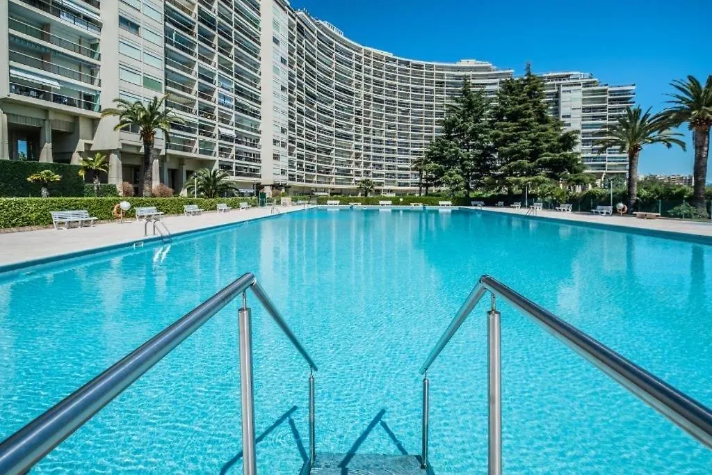 My Resid Appart Cannes Marina Vue Mer Mandelieu-la-Napoule 0*,